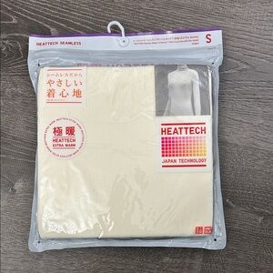 Uniqlo Cream Long Sleeve Top